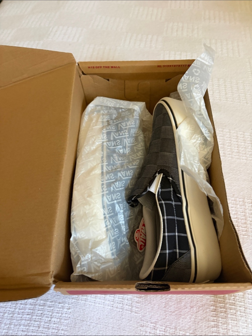 Vans Women’s Slip-On Platform in Black and Gray Plaid NWB Size 7 - Picture 8 of 8
